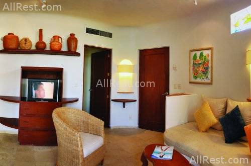 Playa Palms Beach Hotel 12